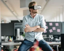 Palkkadata pöytään: 2025 Game Industry Salary Report ulkona